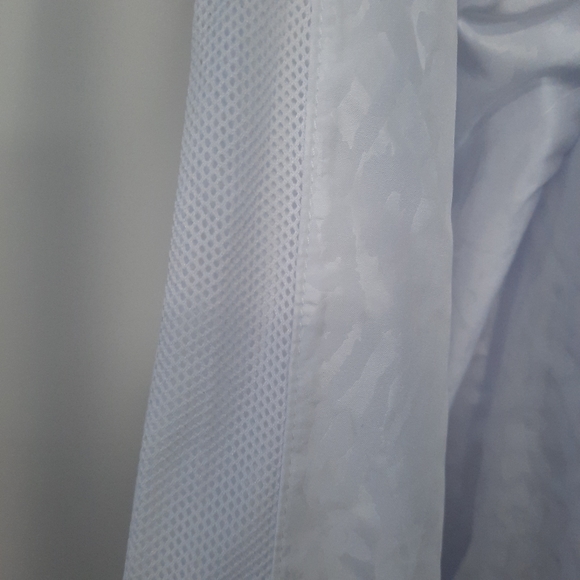 Zyia Activewear White Mesh Lined Jacket Hooded Thumb Holes Womens Size XLarge - Picture 7 of 16